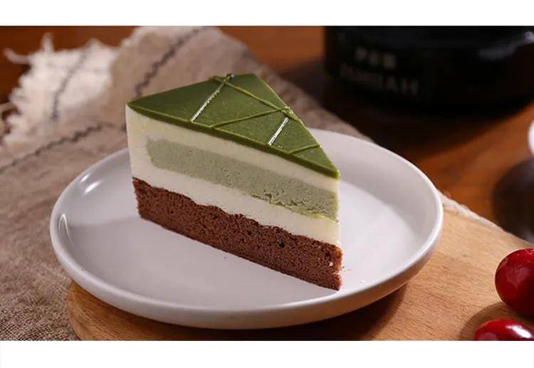 切块蛋糕怎么切切面才会整整齐齐而不是坑坑洼洼的