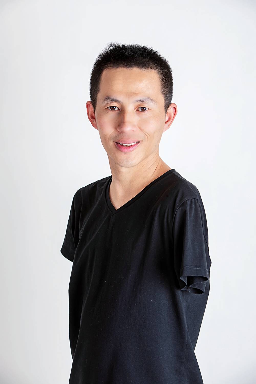 丁二伟用双脚拥抱所有阳光