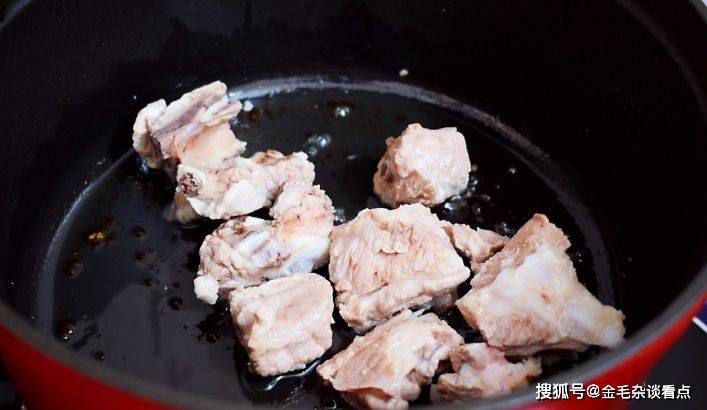 排骨炖土豆干的口感 3b64ff1f21ba425aa2d80ee0b12003c7.jpeg