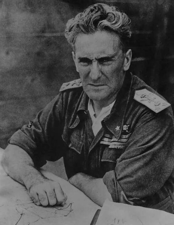 意大利报复性屠杀殖民地3万黑人_杰西·华盛顿_白人_威廉·布朗