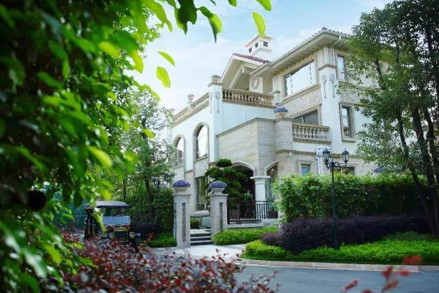 独家消息广州合生帝景山庄别墅璀璨来袭不容错过请看图文解析