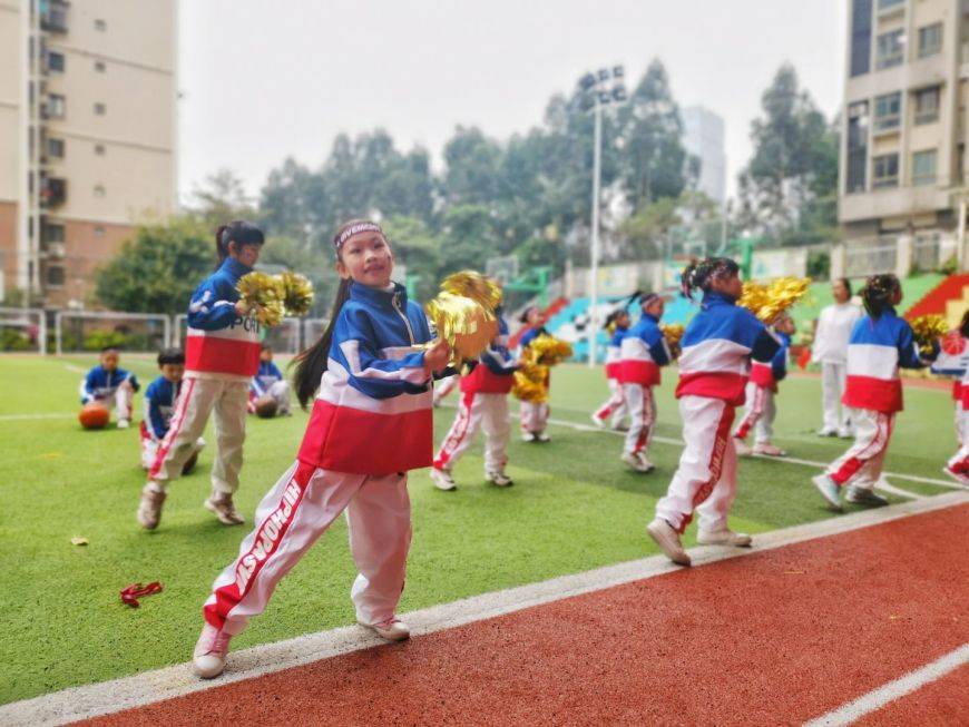 步伐|福州市融侨小学：超萌超酷！体艺节开幕式燃爆