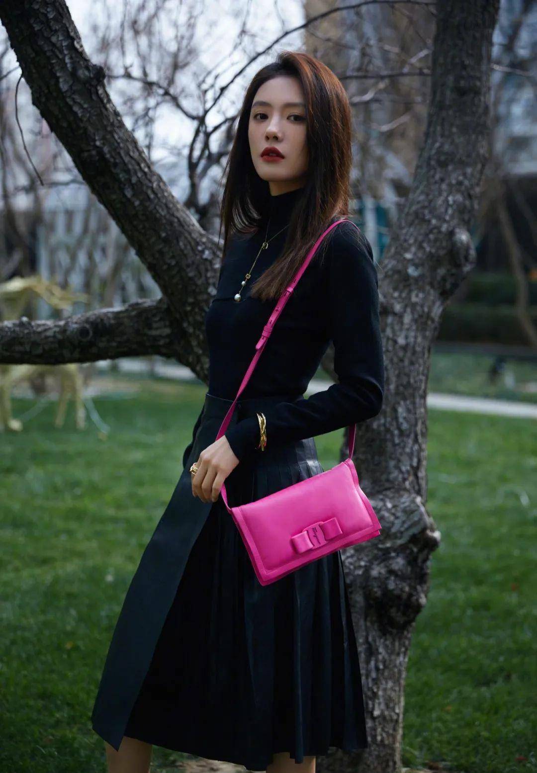 唐艺昕 唐艺昕的高领毛衣，有那么难穿吗？