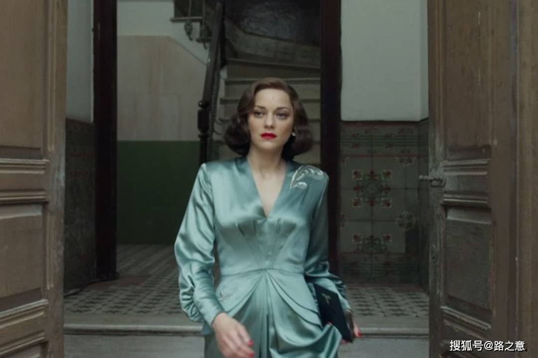 毁誉参半的"月亮女神":出卖身体换情报,却挽救了很多人的生命_辛西娅