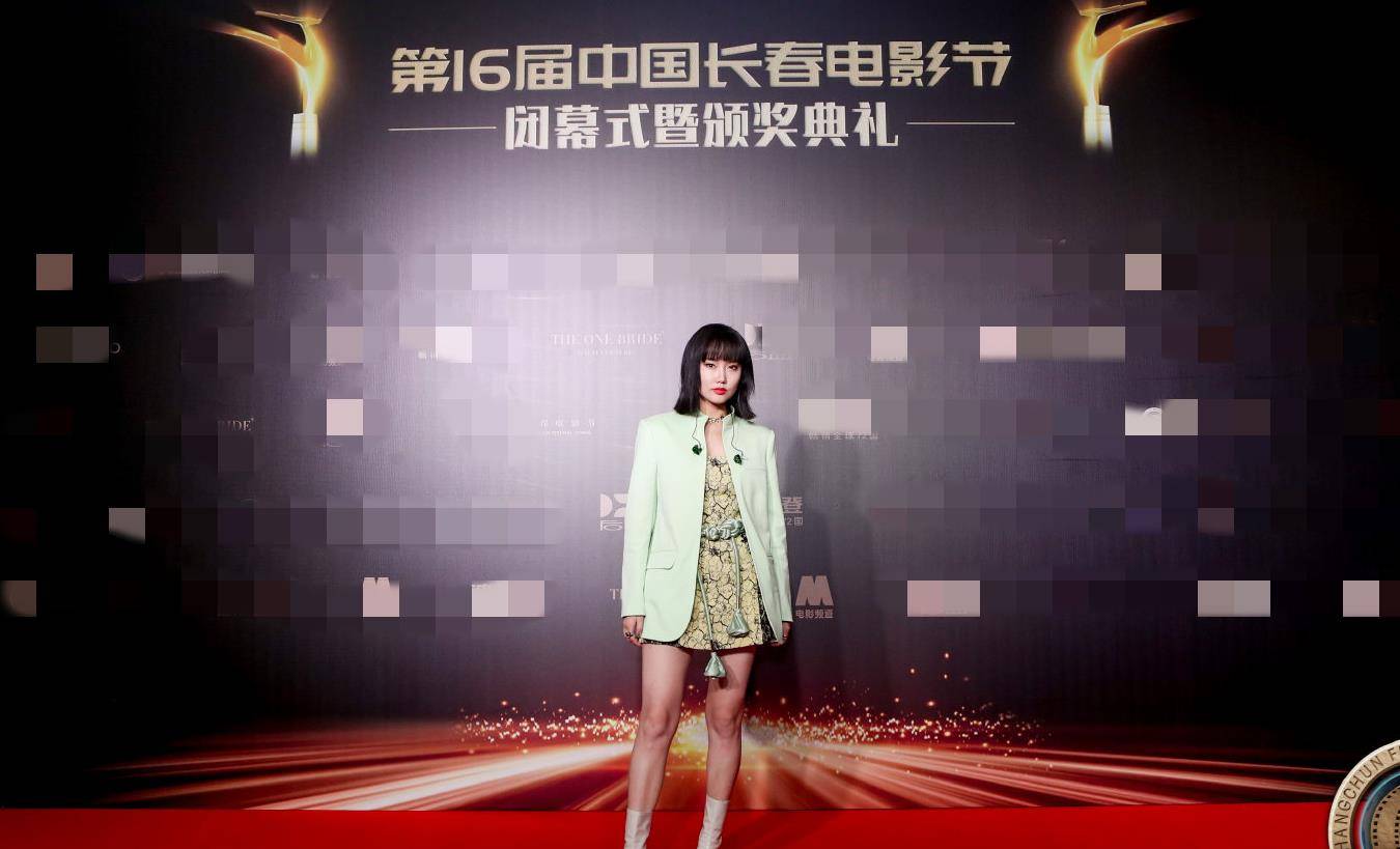 邓萃雯 长春电影节：邓萃雯发福，景甜“霸总范”，蔡少芬张晋又秀恩爱了