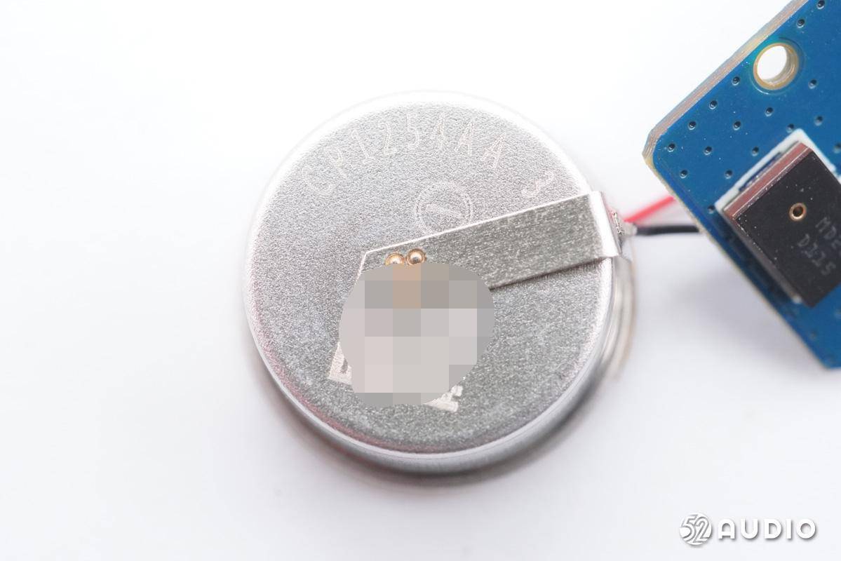 产品|采用njoinic英集芯IP5303的移动电源IC，威麦科技麦克风开箱拆解报告