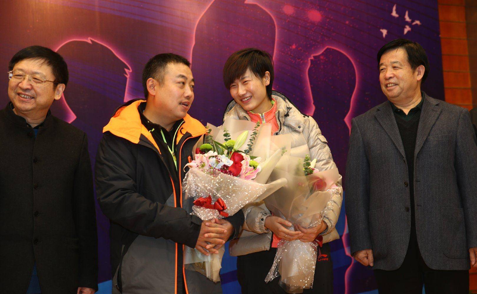 她手握21个世界冠军，退役时刘国梁送八字寄语，如今闪耀北京大学