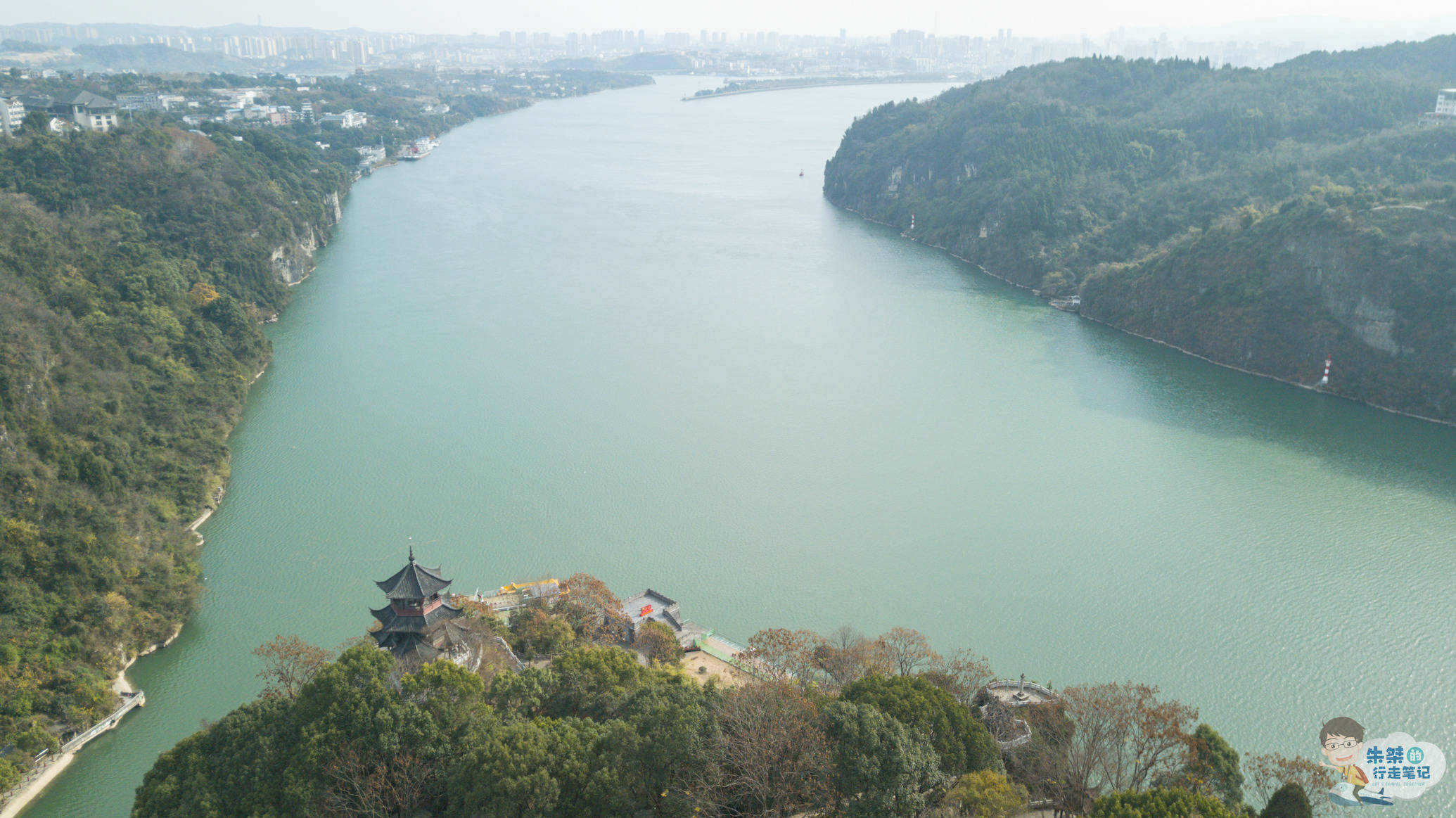 底蕴|三峡中极富人文底蕴的岩溶景观，形成于数亿年前，被古人喻为幻境