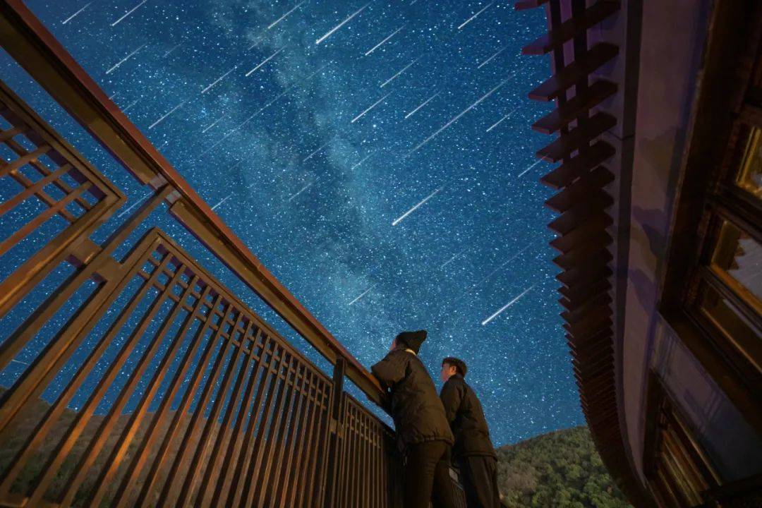 拈花灣流星雨瘋狂刷屏穿越時空和最愛的ta一起