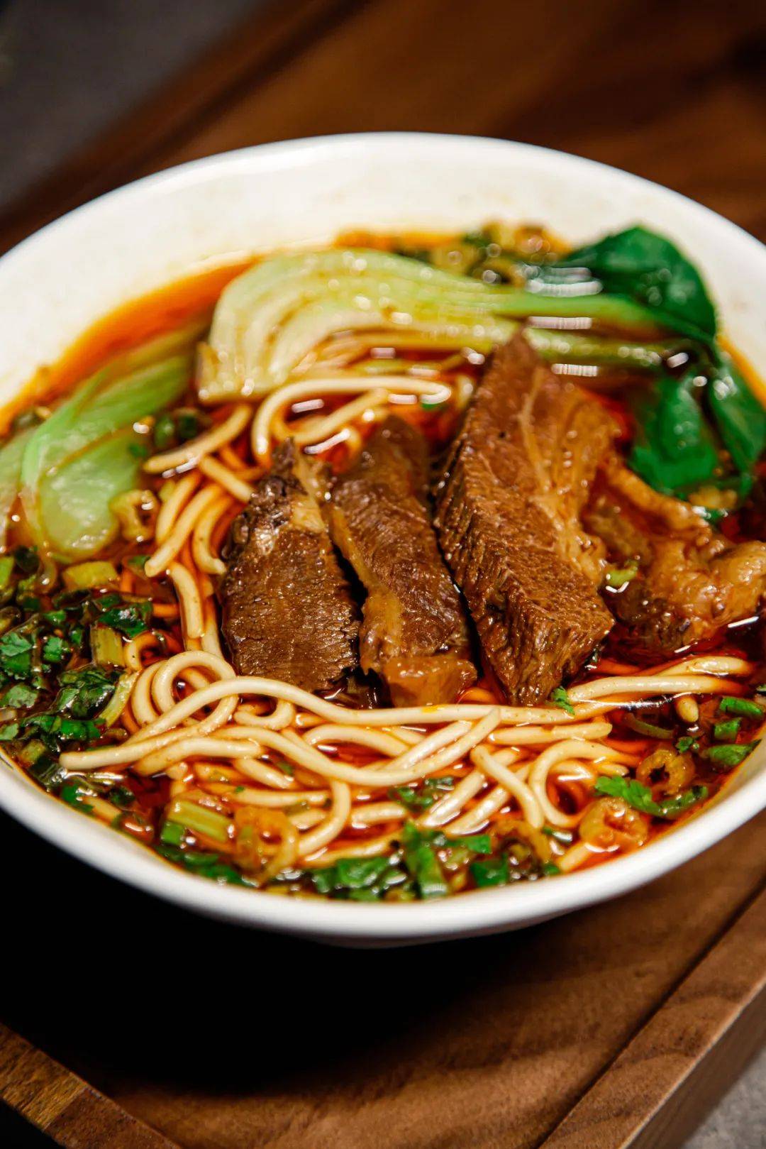 少不了下酒小菜的,辣子鸡,陈皮粒粒酥,卤味拼盘,肉脯四小格等各具风味