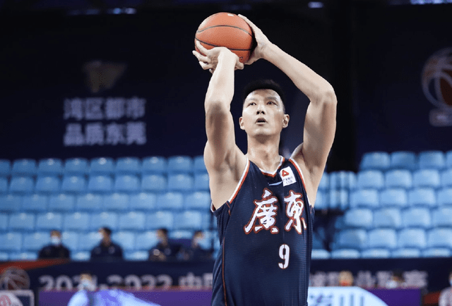 比赛|两场输38分！广东4年来首次遭遇两连败，3点因素成球队输球真因