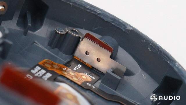 采用美信光学传感器，豪鹏科技电池，GARMIN佳明VENU2手表拆解报告