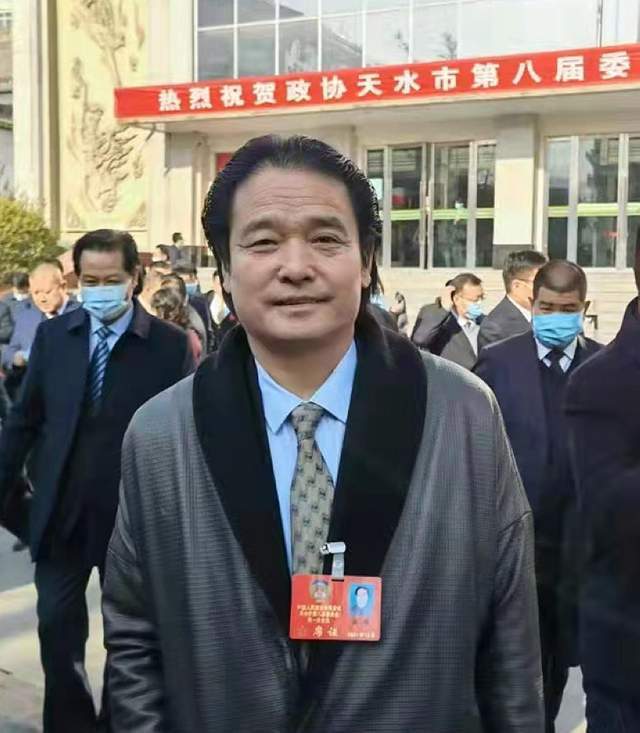 天水市政协委员高峰在丝路明珠天水与敦煌间搭起文化虹桥