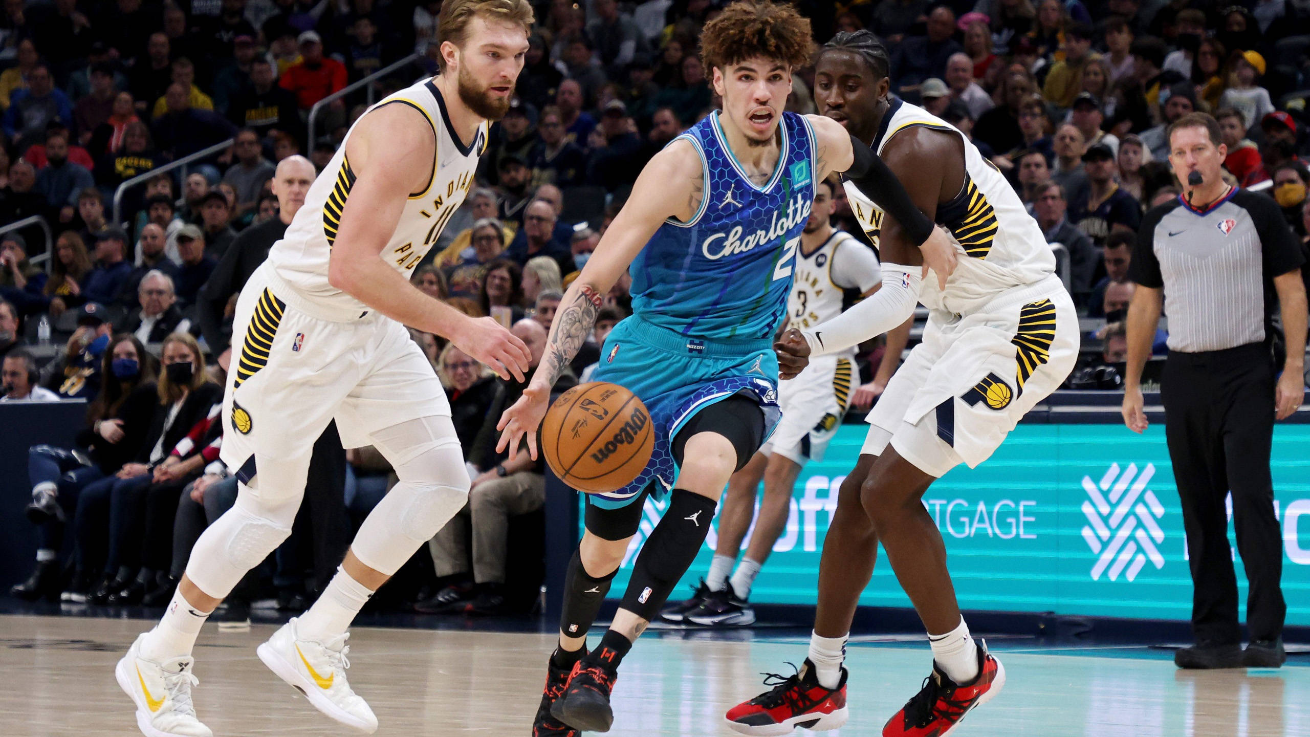 他们会将多曼塔斯-萨博尼斯,迈尔斯-特纳和卡里斯-勒夫特等球员摆上