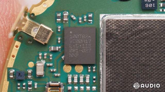 采用美信光学传感器，豪鹏科技电池，GARMIN佳明VENU2手表拆解报告