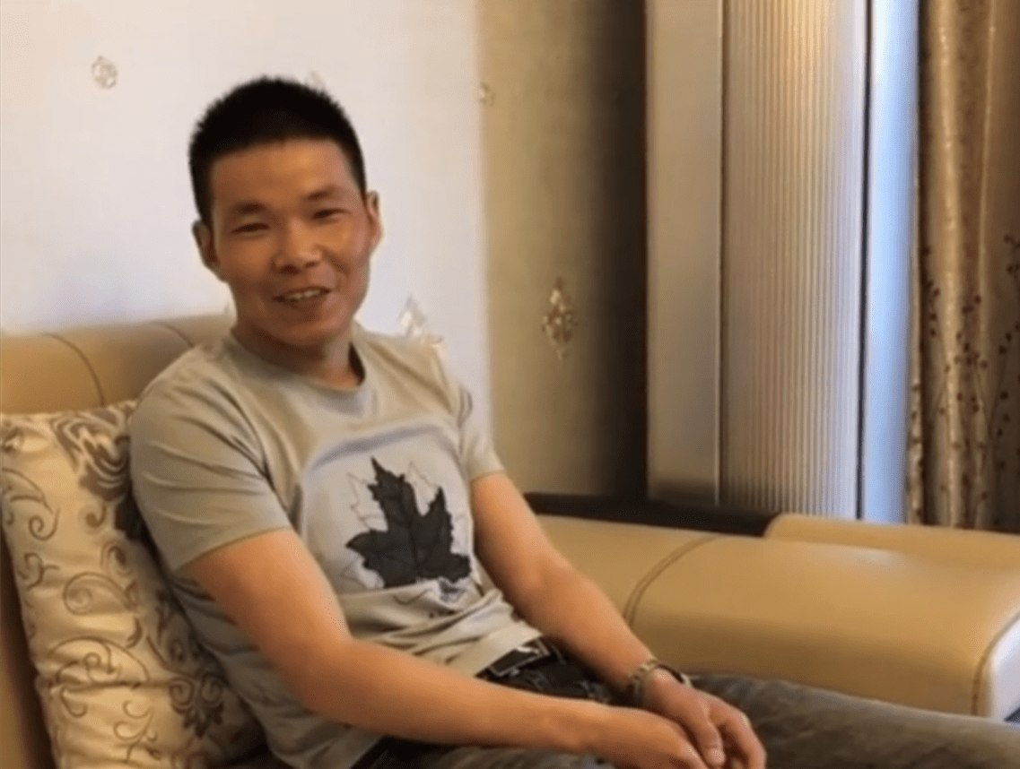 网红"忠哥"被曝抛妻弃子,离婚一年多前妻怀孕,事件