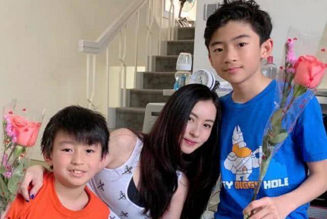 二儿子真人照片 8d3a7bea84014d498bd3610f21ce59eb.jpeg