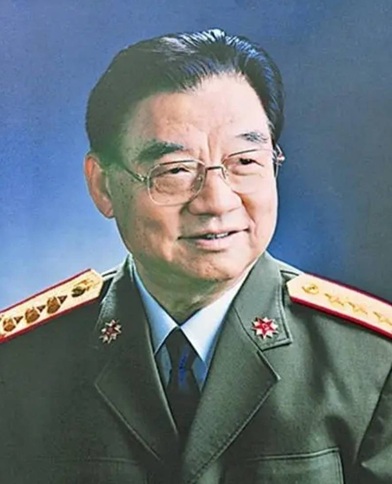 也有人从少将晋升为上将,造成这种情况的主要原因就是"55式军衔"的