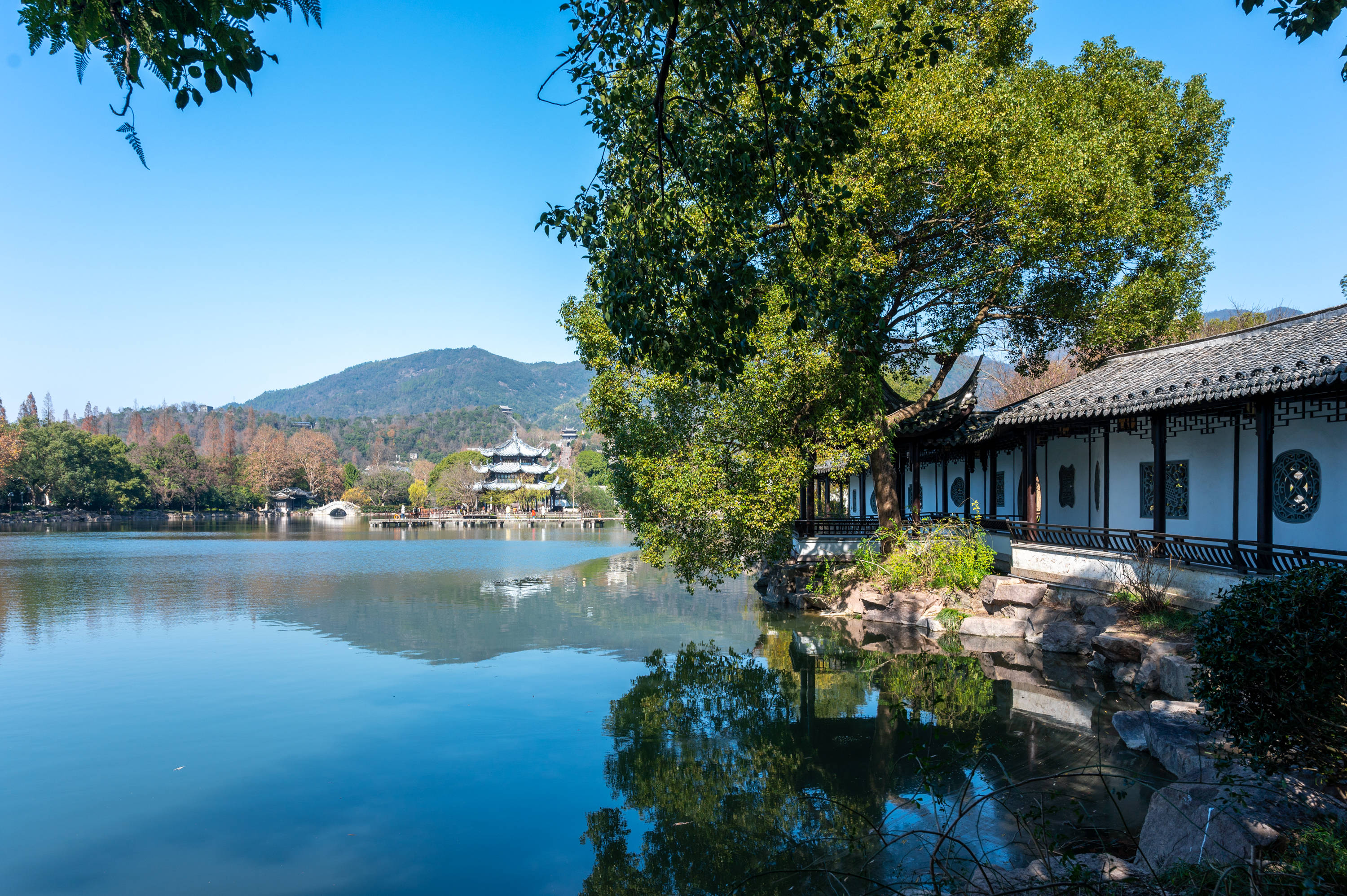 江南好|临海旅游不可错过的景点，清代诗人称赞为“小西湖”，景色秀美