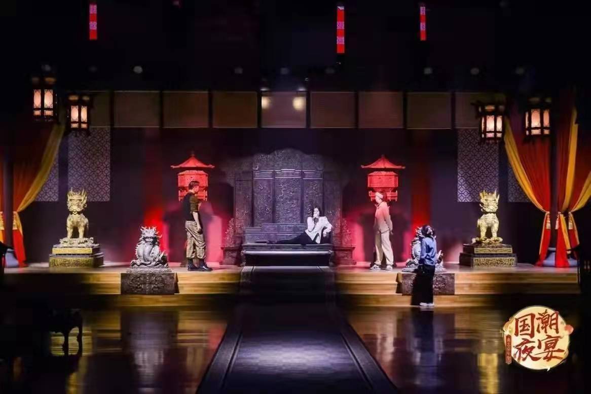 古风|小姐姐肚皮舞太好看了!国潮夜宴完美收官,小抠脚古风装扮太帅气