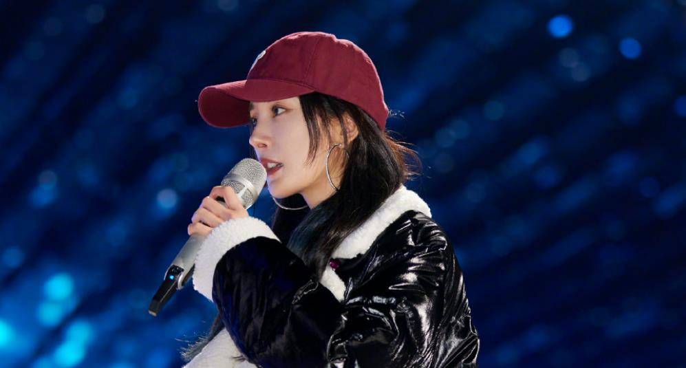 但不管怎么说,杨幂唱歌是大家都知道