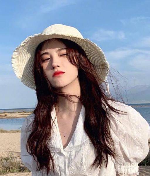 仙女 明明都是泡泡袖, 鞠婧祎杨超越穿成小仙女, 有的人却尴尬显胖?