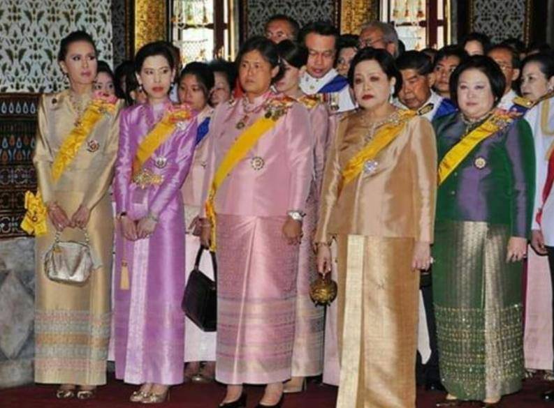 原创泰王为提帮功铺好路计划迎娶育坤家族千金3代联姻巩固统治