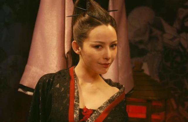 《尖峰对决之古墓神兵》上映,摸金校尉勇斗傀儡姬,剧