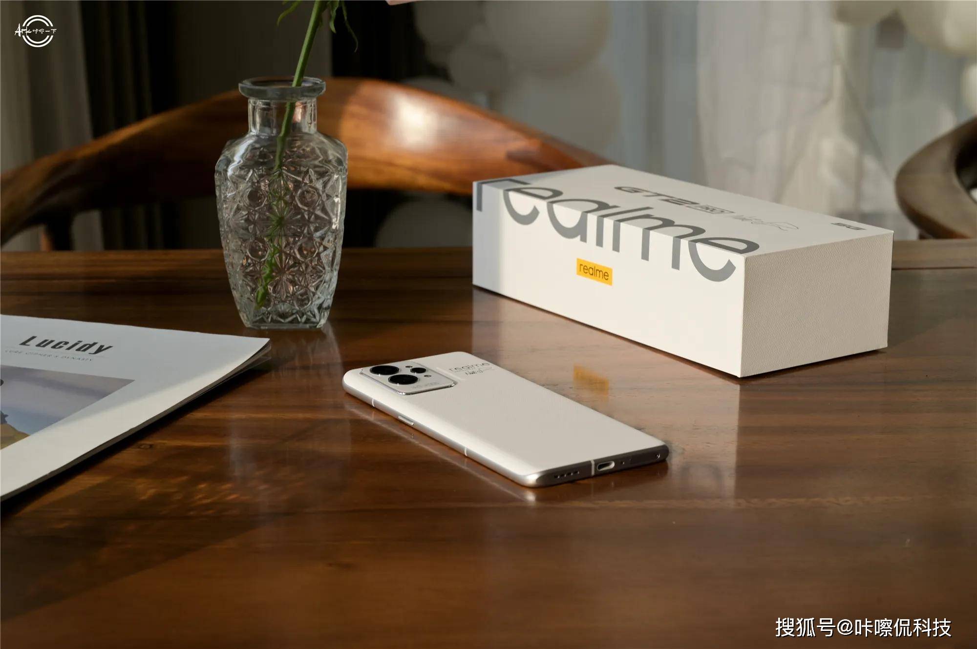 3699元起！真我GT2 Pro首发体验，背刺小米12 Pro？