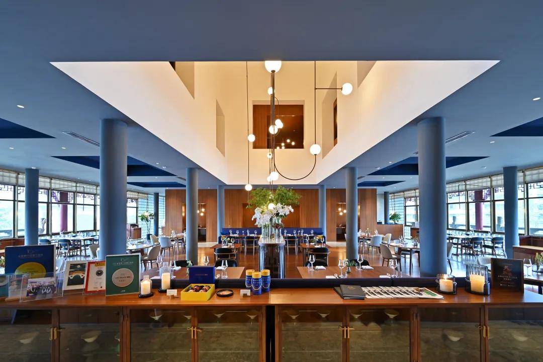 the bridge廊桥逐渐成长为成都的地标性餐厅,荣登人民日报人民文旅