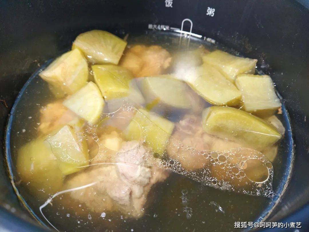 节气|数九寒天，煲上一锅羊腿汤，暖和又营养，喝上一碗驱寒气