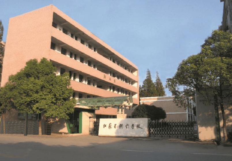 演员侯勇:公认老戏骨,成名后抛弃原配,婚姻比戏更精彩_工作_沈蓉_表演