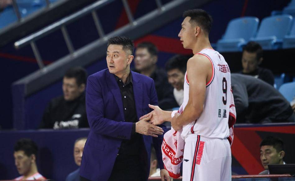 CBA|全是干货！杜锋赛后发布会一针见血：不能用输球来培养人！