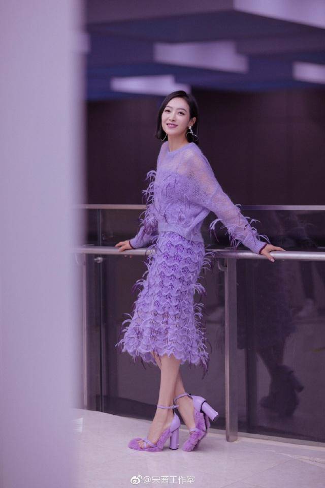 发型31岁的宋茜终于红了,剪齐肩波波头短发个性十足,秒变成带货女王