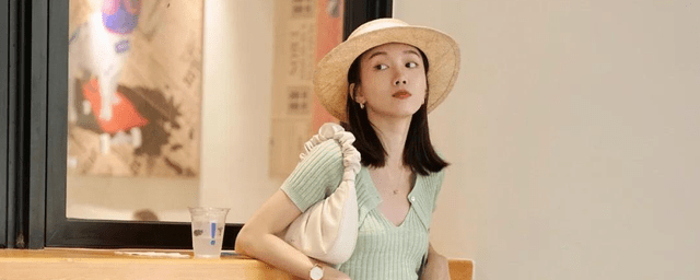 工装裤 绿色针织衫怎么搭配,几组好看的搭配look,轻松穿出时髦范