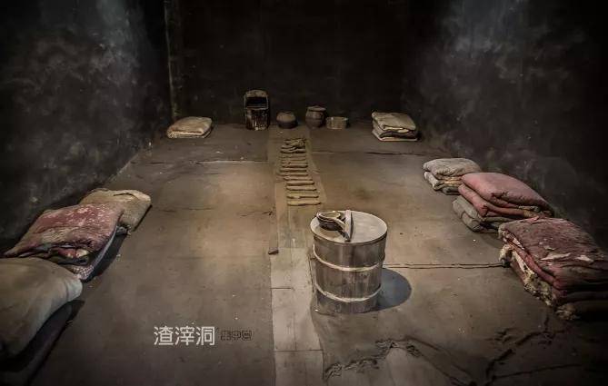 为缅怀先烈的英魂,我去过重庆渣滓洞集中营,去过井冈山,去过大渡河和