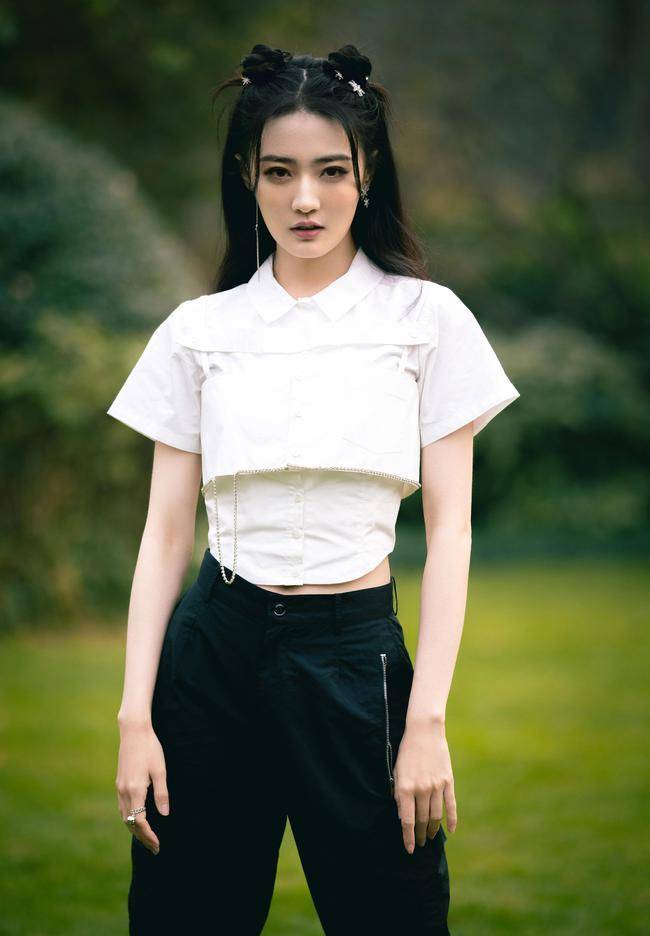宋轶这3位女明星，应该是很用力在变美吧