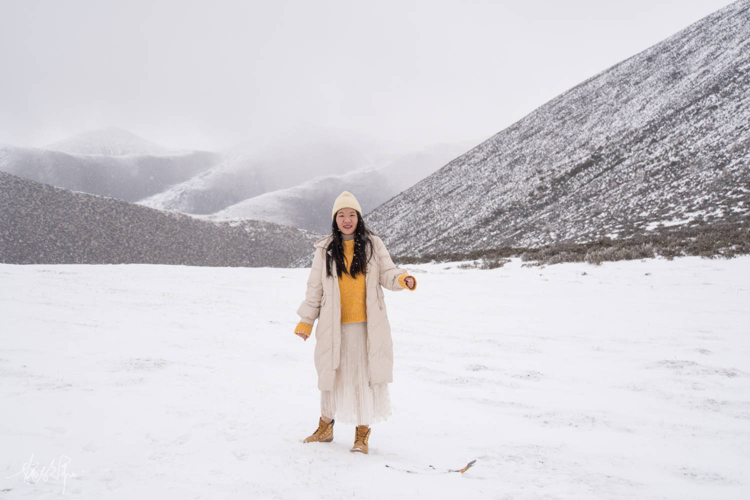 贡嘎雪山|瞻仰贡嘎雪山的绝佳机位，封山了的冷嘎措到底有多美