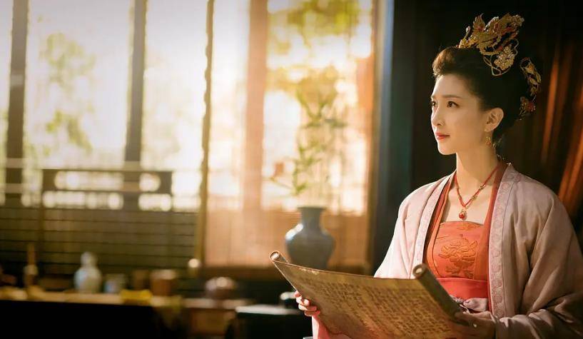 演技|童瑶毛晓彤凭《三十而已》入围白玉兰,任敏也提名,江疏影太尴尬