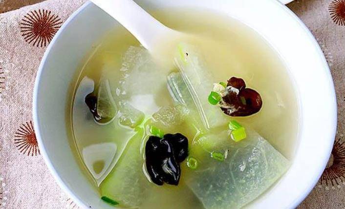 素食汤的简单做法大全 3dbbc4fa4b7b4090aa3cae72477e6cb3.jpeg