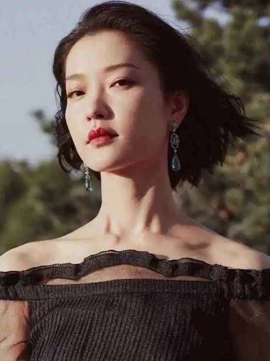 小天00后小花厮杀战，这次刘浩存输得有点惨…