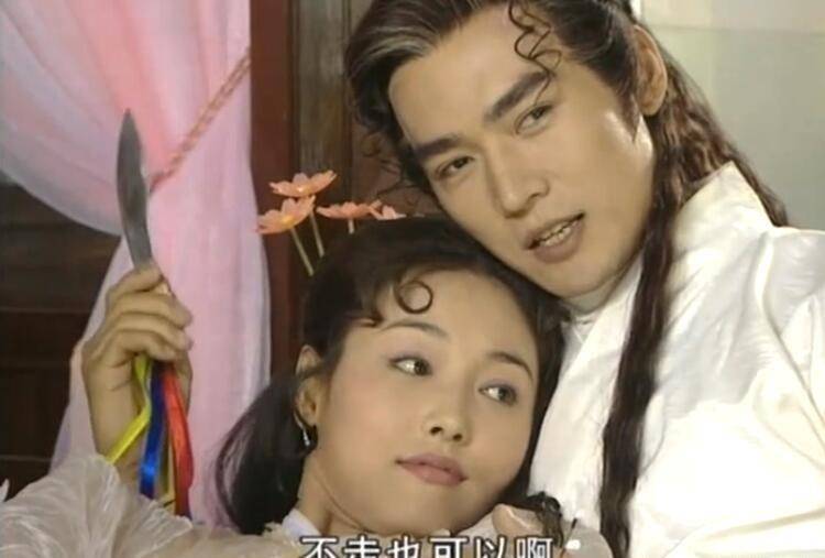 萧蔷|都是高颜值，同演“林诗音”，把萧蔷和张延放一起，差别就出来了