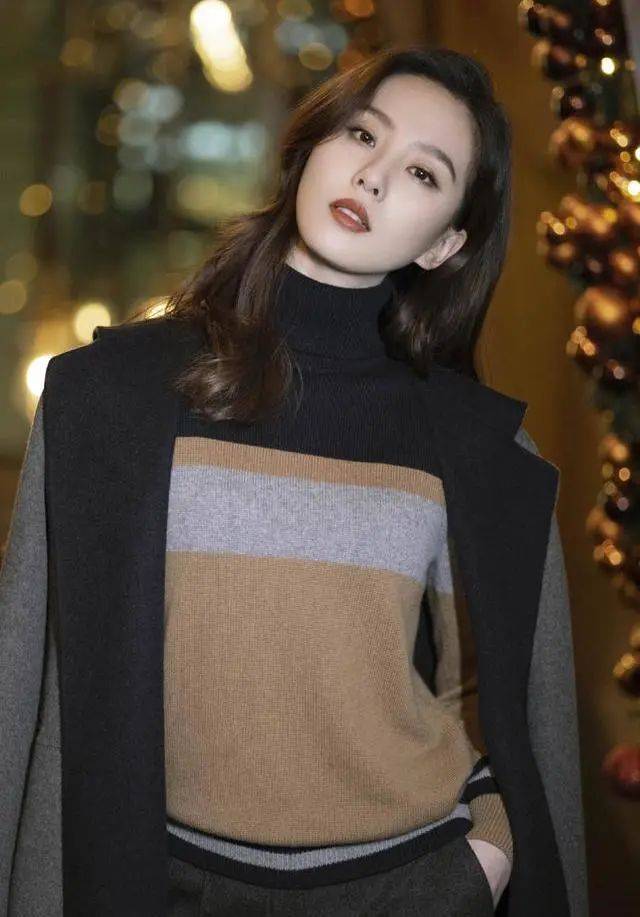 小天00后小花厮杀战，这次刘浩存输得有点惨…