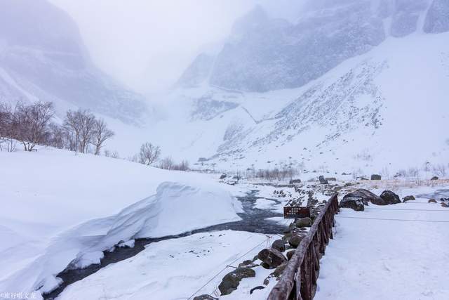 滑雪|冬季游长白山，在北坡怎么玩？滑雪+温泉+漂流+天池旅游全攻略