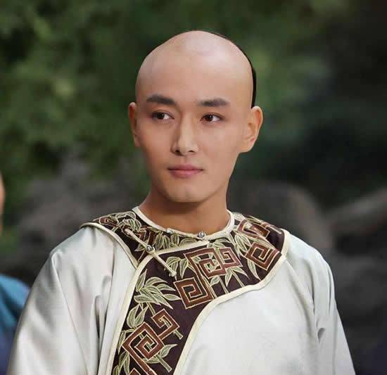 因为|甄嬛只把果郡王当替身!果郡王身边的四个女人,没有一个是真爱!