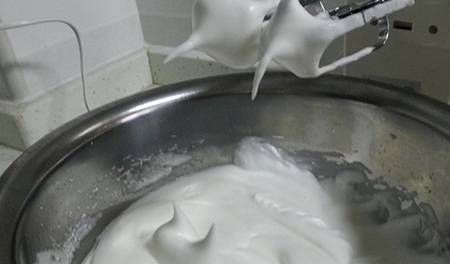 如何在家做奶油不用锅 33f275305a874c04917ef5abb6c7abef.jpeg