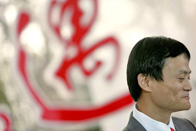 马云拜佛敬佛菩萨会暖心的