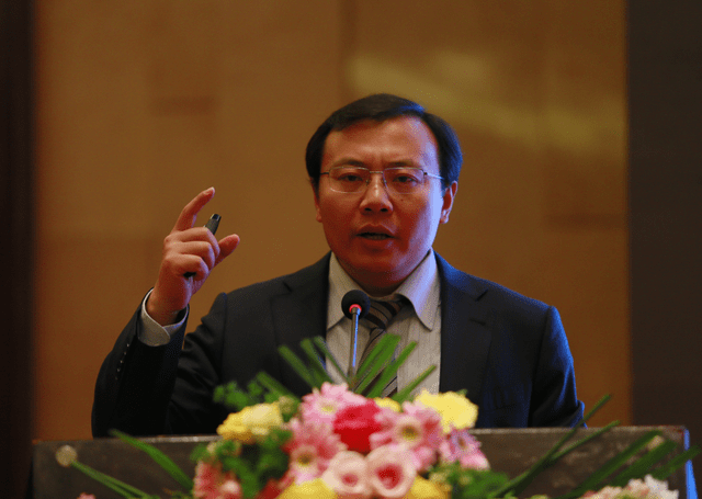 财经365热点经济学家任泽平社交账号被禁言