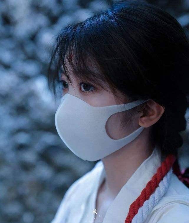 原创hongkongdoll是谁无奈下海的美女模特火遍全网的玩偶姐姐