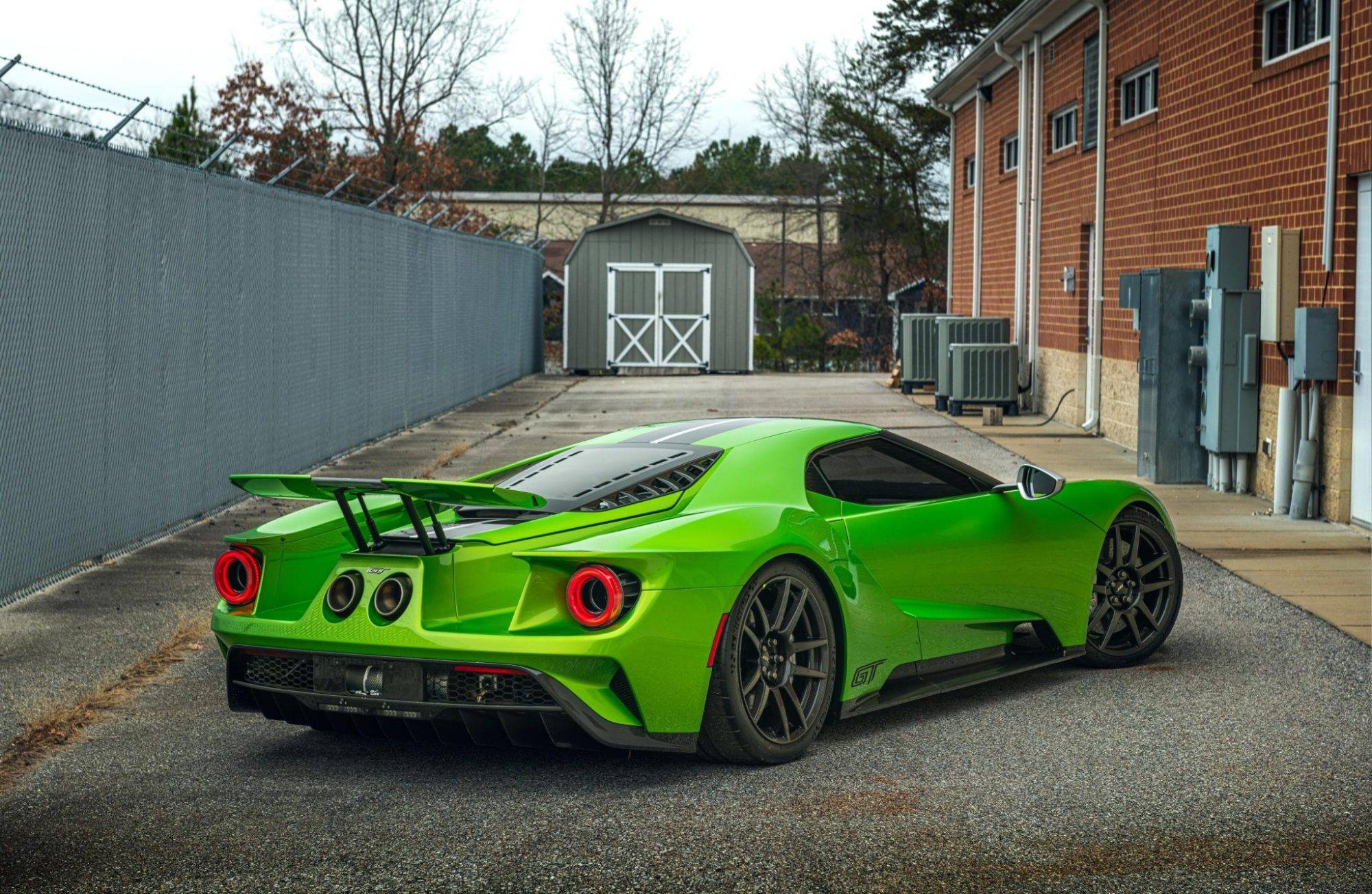 这辆蛇皮绿色的2019款福特gt二手超跑太帅了_搜狐汽车_搜狐网